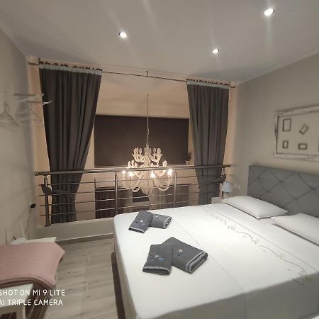 Kamares Suites Nea Kallikrateia Exterior photo